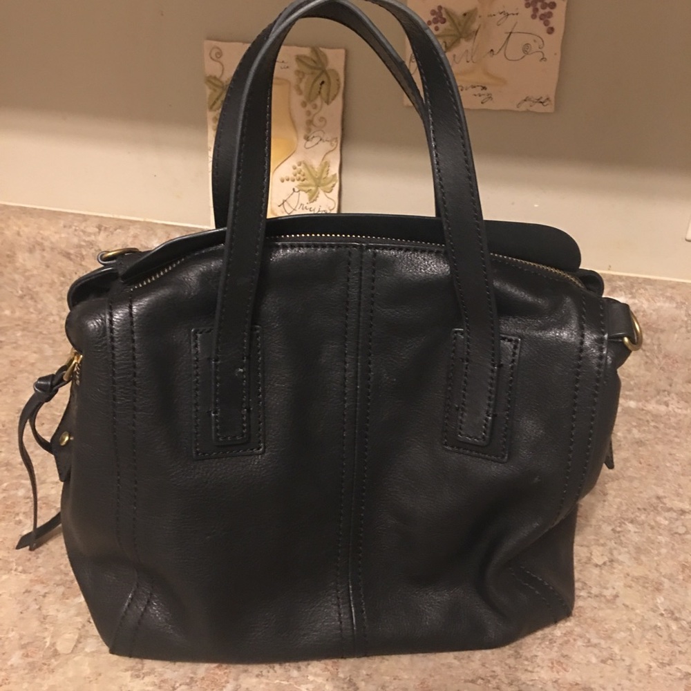 FOSSIL black leather handbag